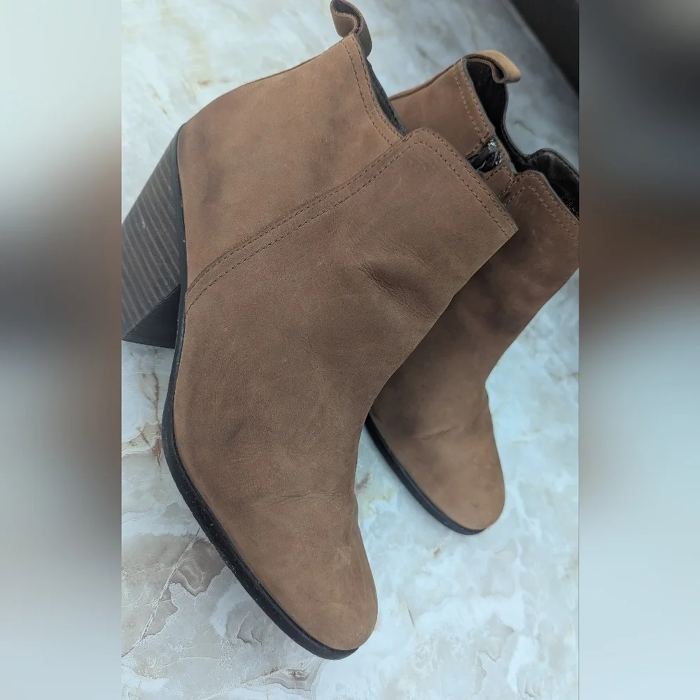 Cole Haan Chesney Bootie Ankle Boot Woman's Size 9 B